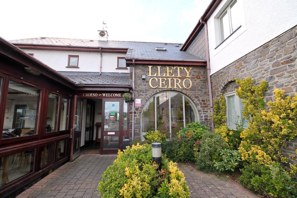 Llety Ceiro Guesthouse アベリストウィス エクステリア 写真